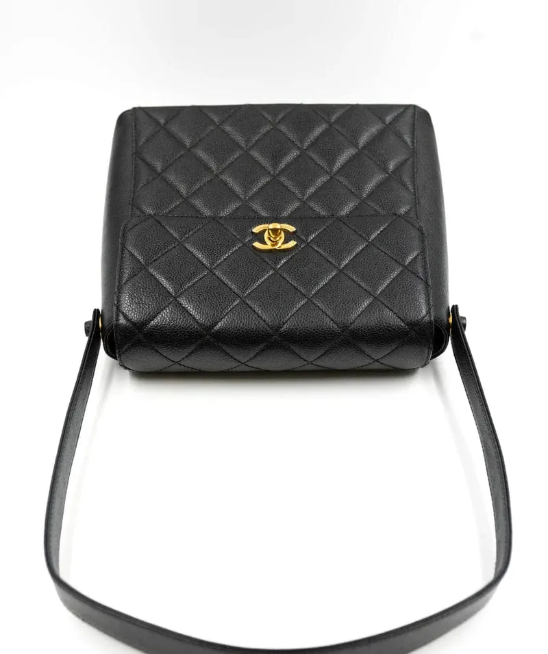 Chanel Quilted Hand Bag 39YVWY4 DXBS1459