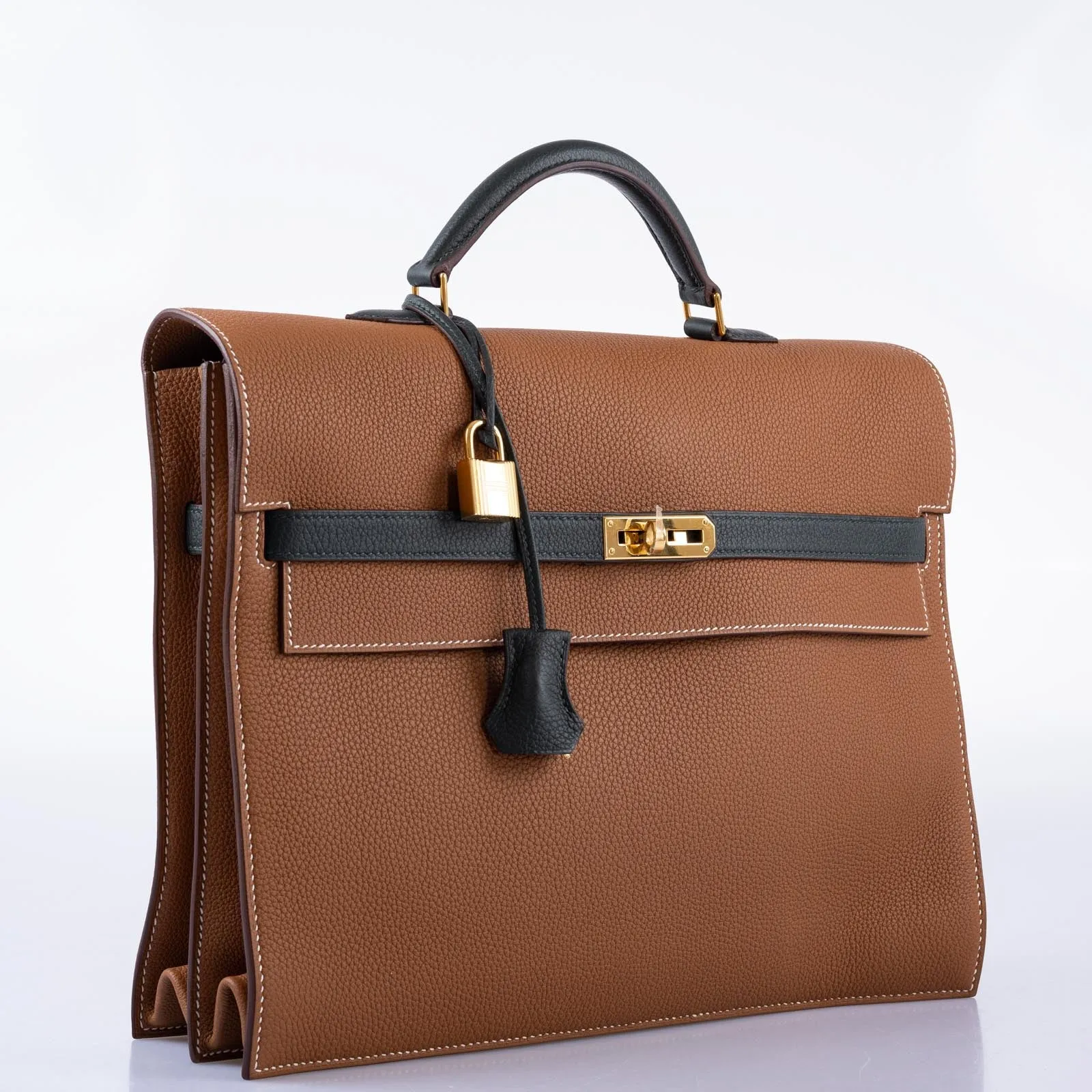 Hermès HSS Kelly Depeches 34 Gold and Vert Cypress Togo Gold Hardware