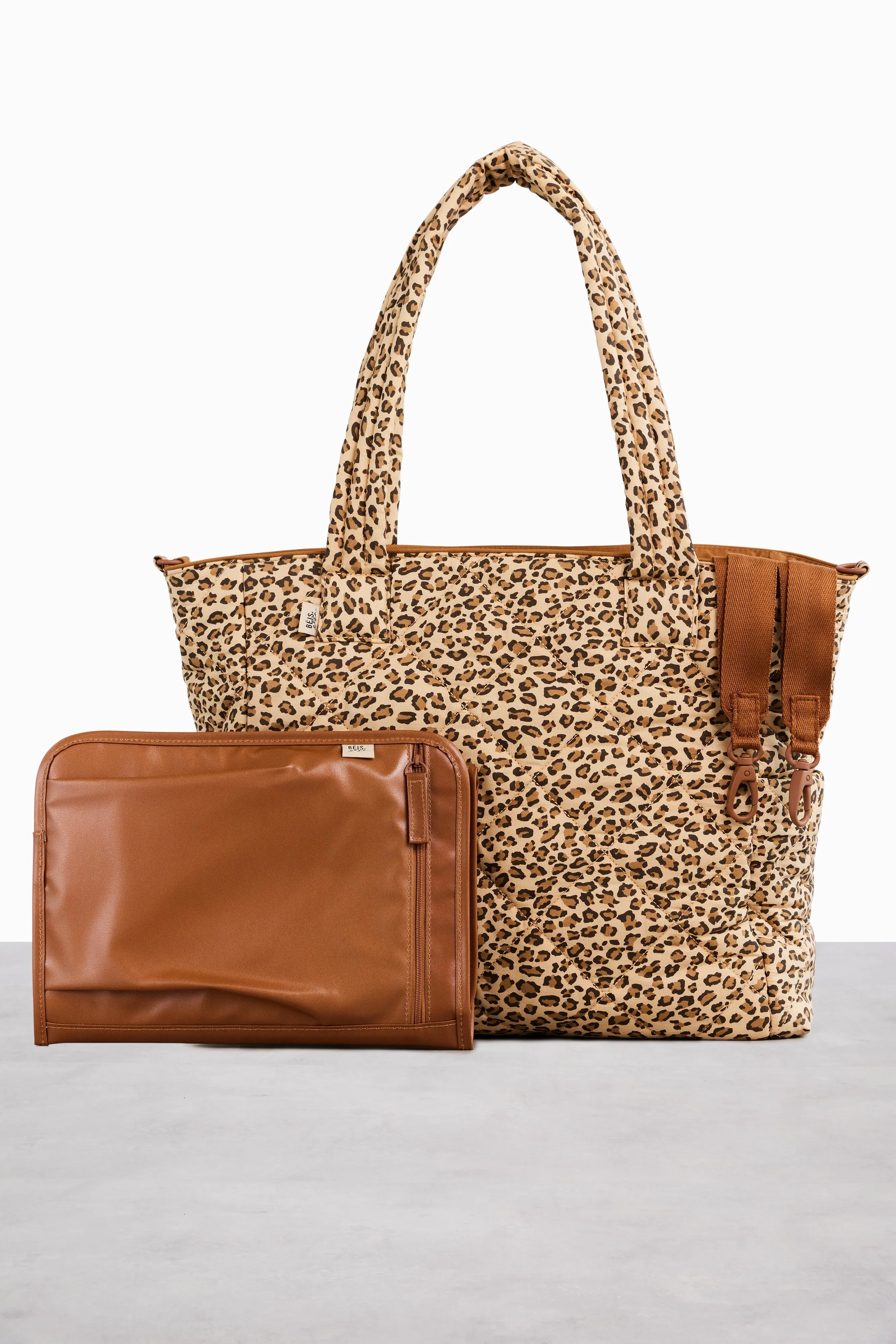 The Tote in Wild Child